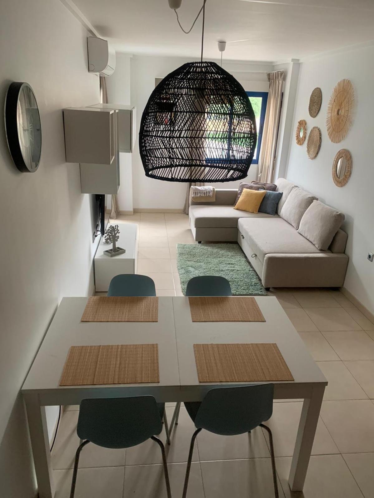 Alicante Apartments Luaran gambar