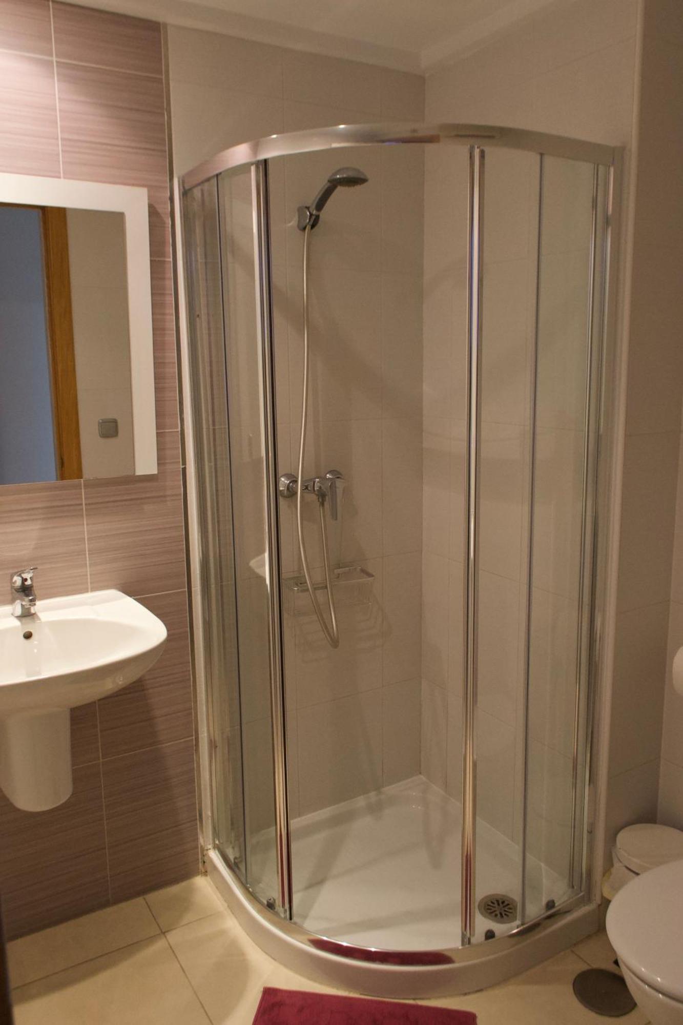 Alicante Apartments Luaran gambar