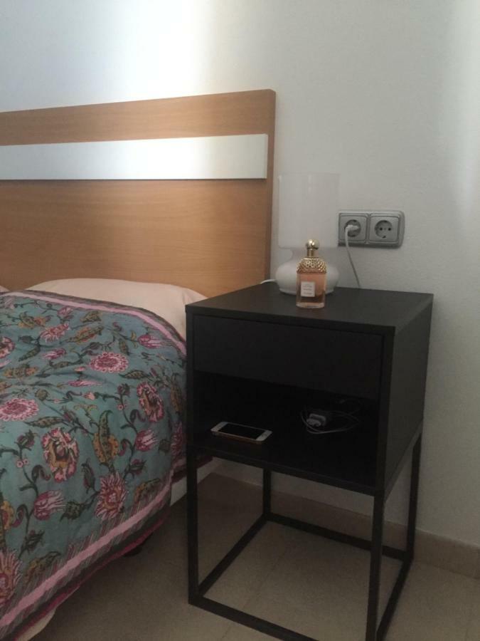 Alicante Apartments Luaran gambar